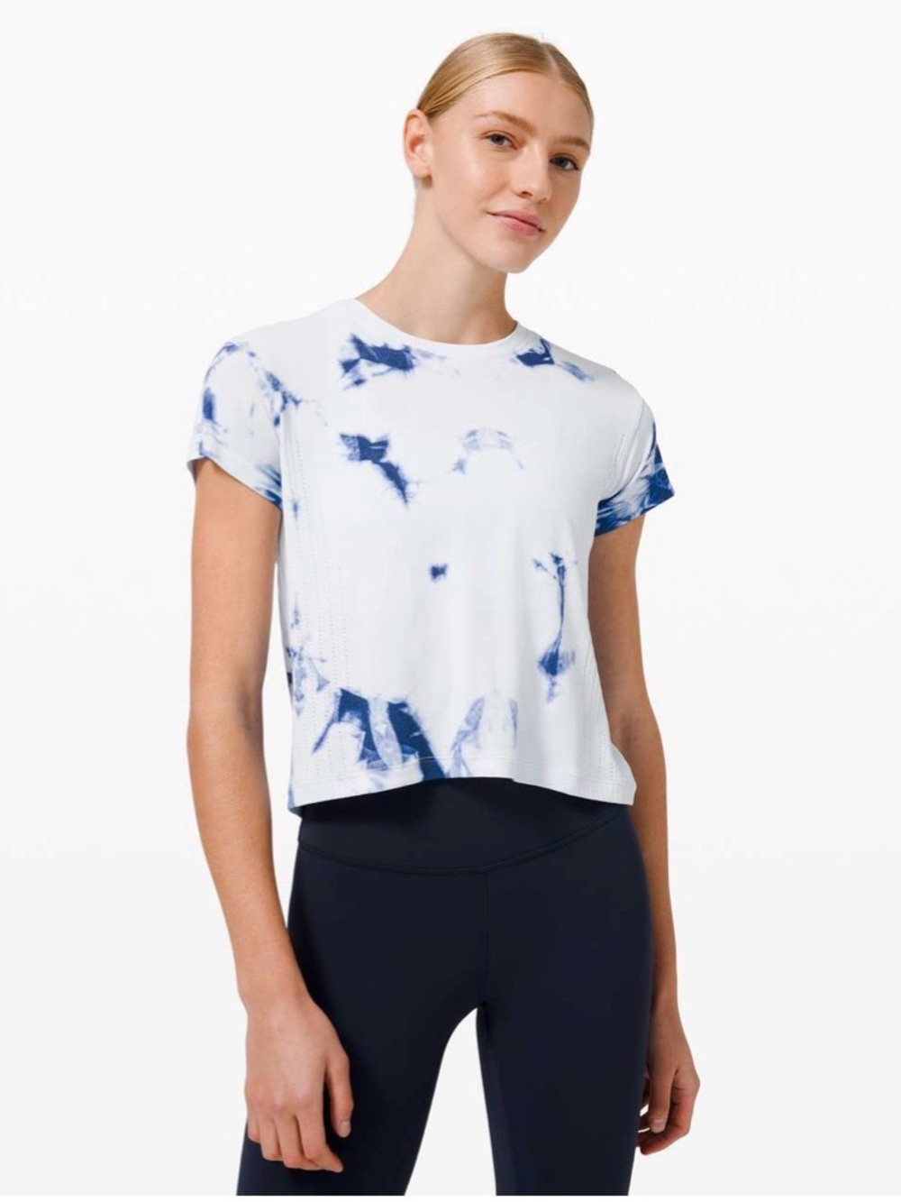 Lululemon Train to Be Short Sleeve *Shibori
Regatta Blue / Regatta Blue